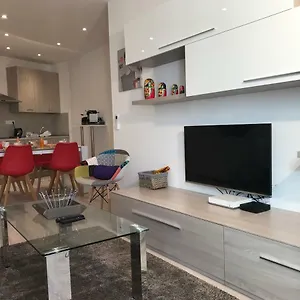https://candille.fr-provencehotel.com