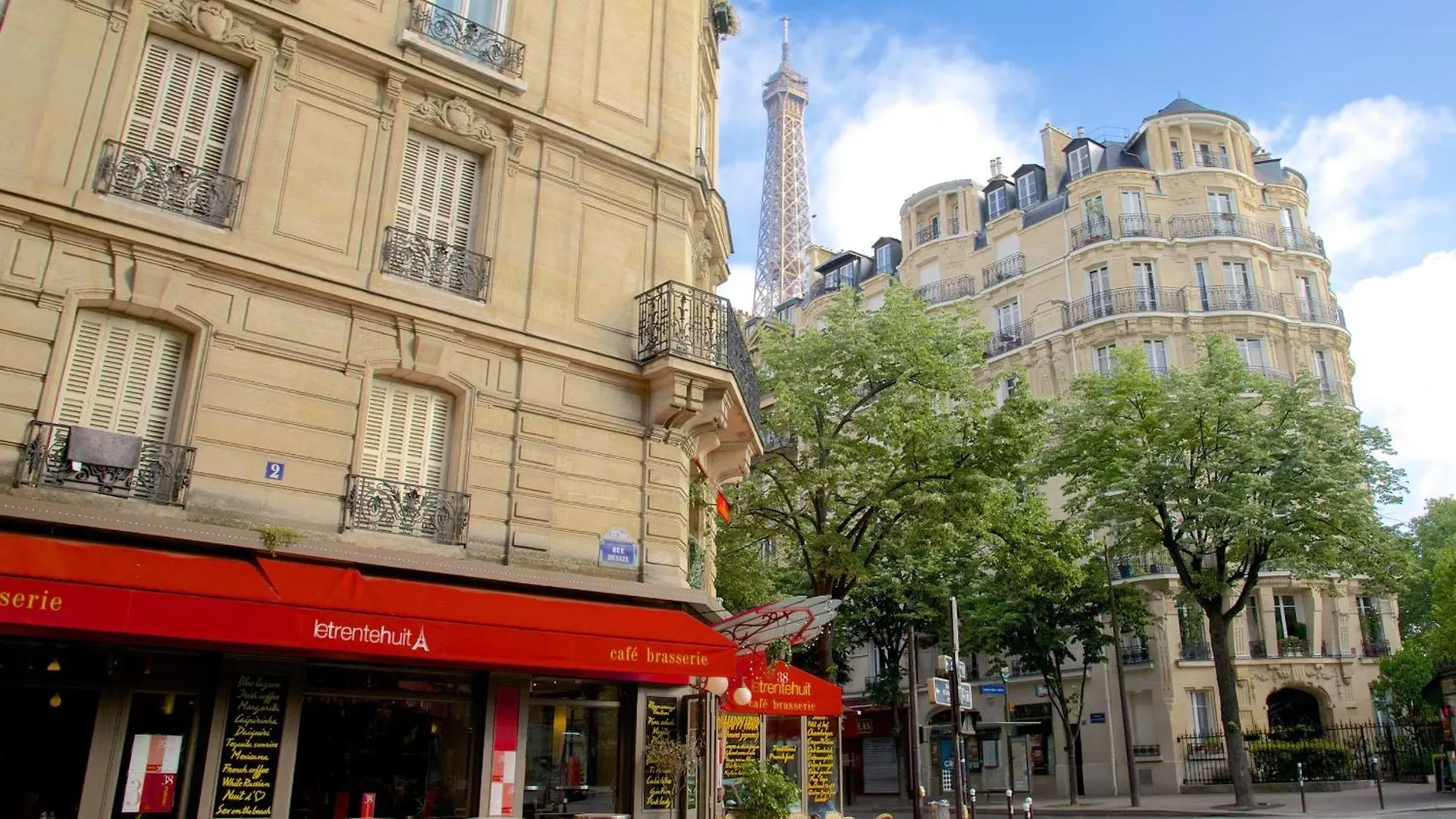 Stunning Apartment Near Eiffel Tower Paris